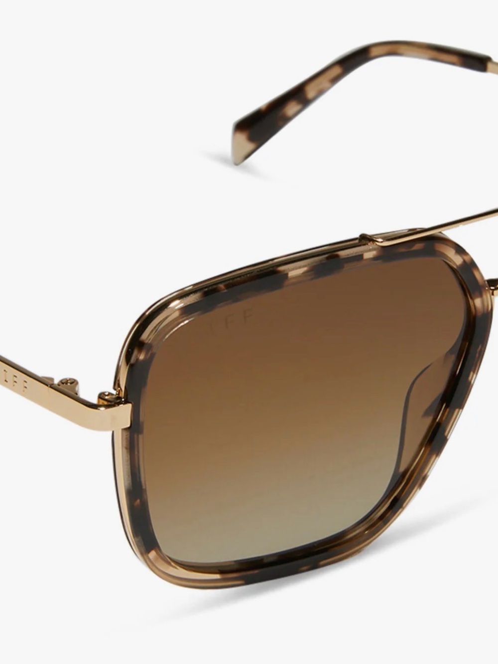 Diff Eyewear Tortoise Frame Sunglasses with Dark Lenses - Picture 4 of 4